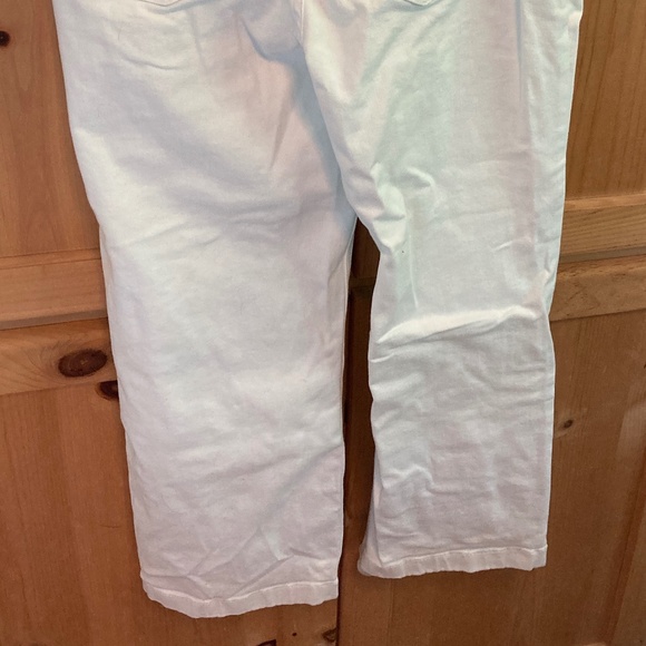 LAST CHANCE! White House Black Market White Wide-Leg Jeans - Picture 5 of 9